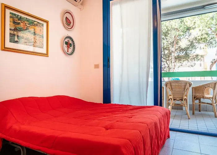 Beachside Elegant For Four Guests Apartman Bibione